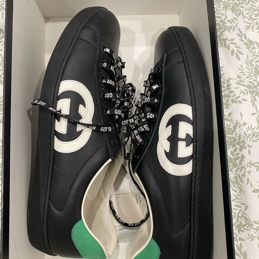 Gucci Black and White Gift Box - Picture 2 of 2